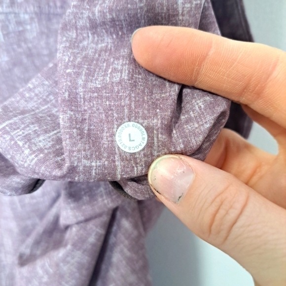 Lululemon T.H.E. short 9inch linerless short plum large - Picture 7 of 10